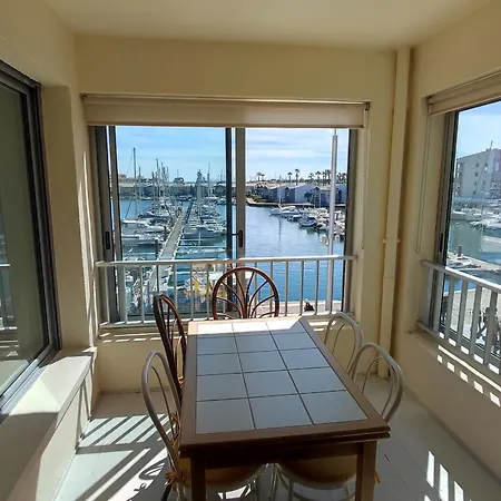 Cap D'agde F3 Belle Vue Port Avec Garage Piscine Climatisation Appartement